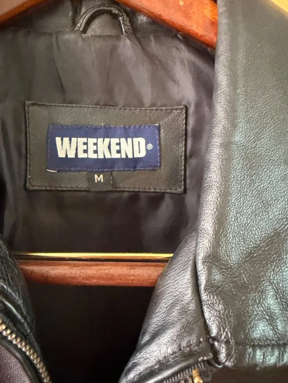 Weekend Mens Leather Moto Jacket Size M Black Zipper Front Minimalist Vintage
